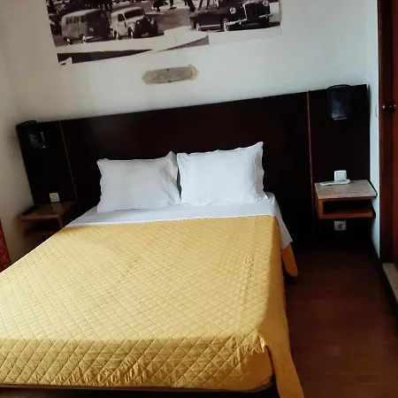 Residencial Aviz Pensión