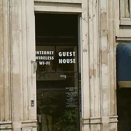 Residencial Aviz Pensión *