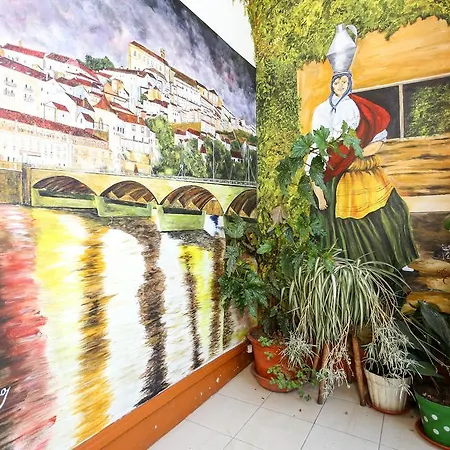 Residencial Aviz Pensión Coímbra