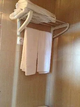 Pensión Residencial Aviz *